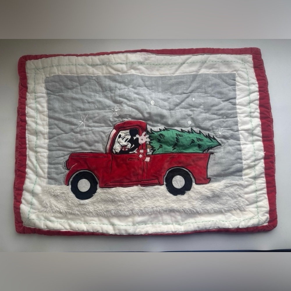 Pottery Barn Teen Disney Mickey Mous Christmas Standard Sham Cover
